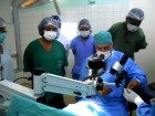 Madagascar: greffes de cornées par 